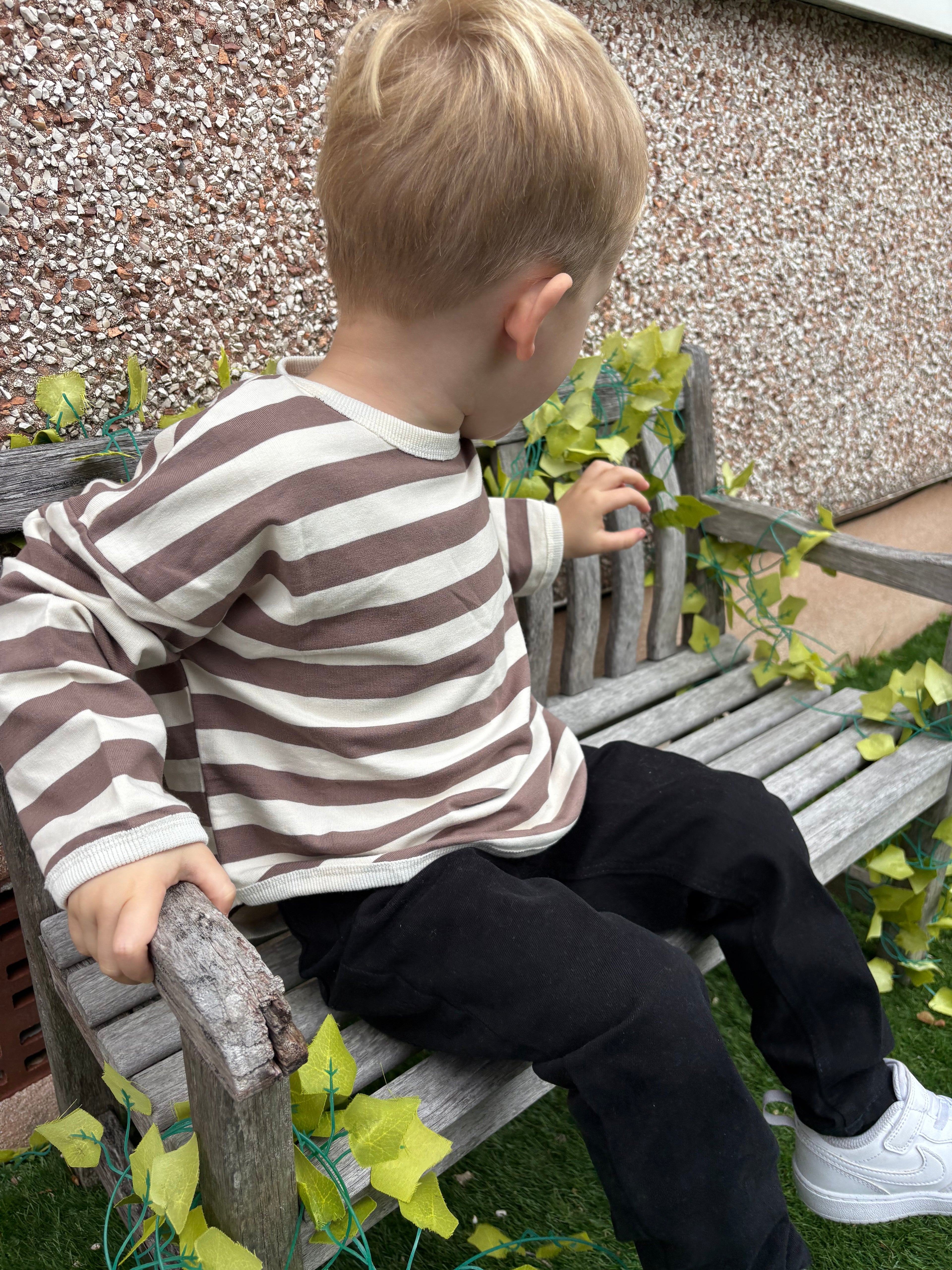 Stripped Long-Sleeve Tee