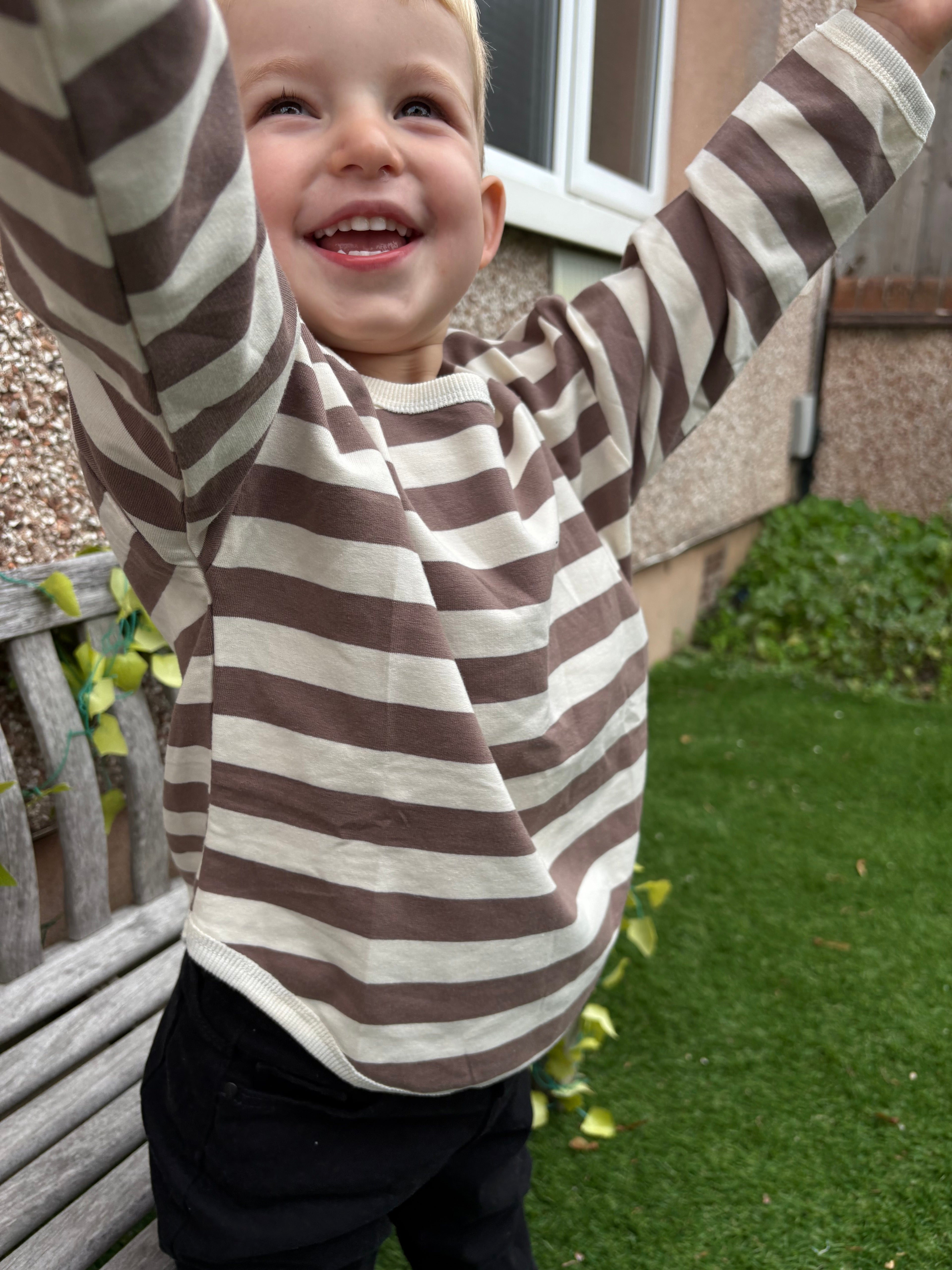 Stripped Long-Sleeve Tee