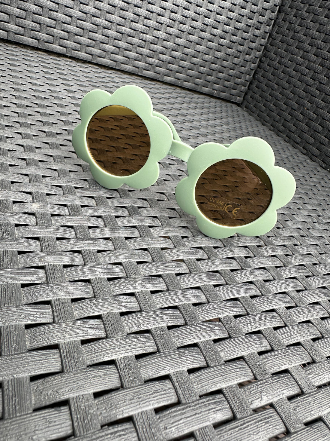 Sage floral matte sunglasses